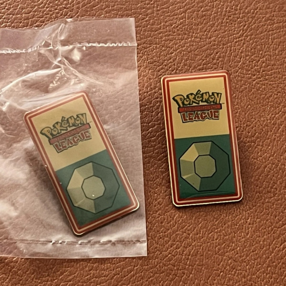 Vintage 1999 Pokémon Boulder Pin – Nintendo Game League Badge